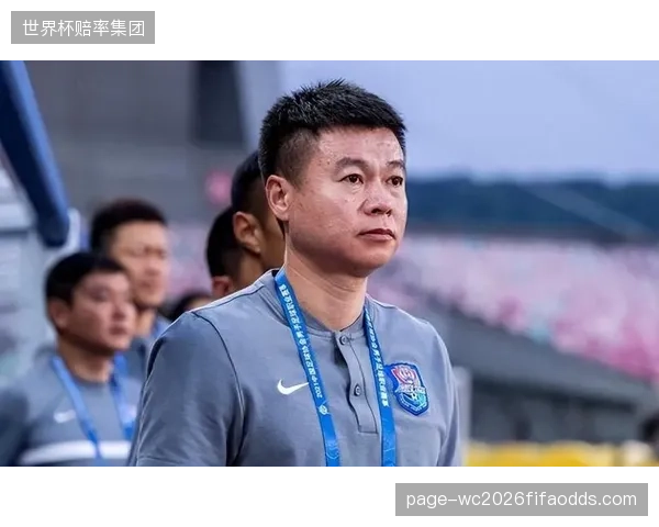 于根伟的球队战术鲜明,依靠防守反击和越位陷阱寻求爆冷机会。 于根伟的球队战术鲜明,依靠防守反击和越位陷阱寻求爆冷机会。